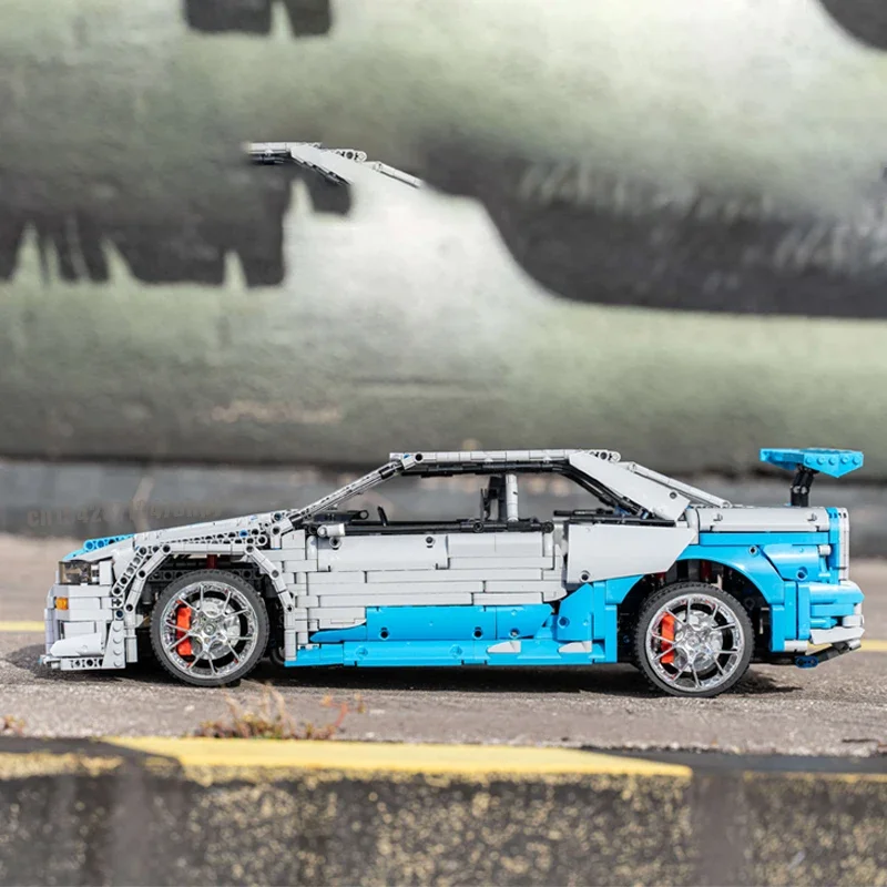 3383PCS supercar model buiding - Model Kit R34 review and price