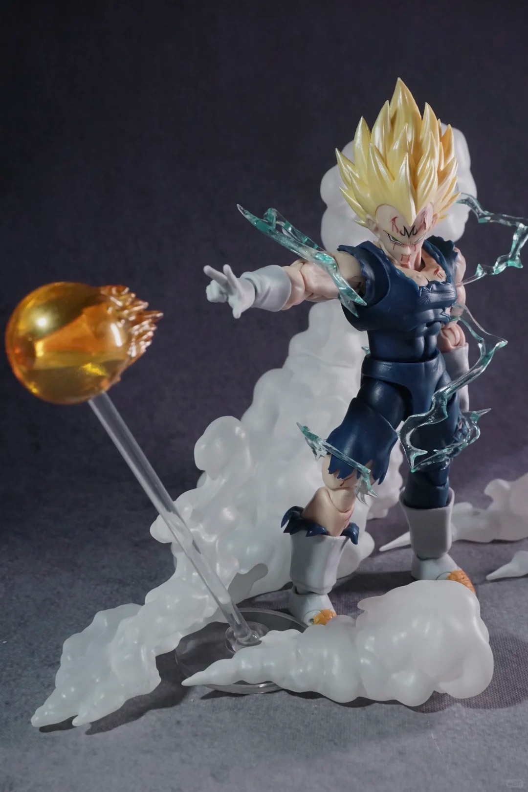 In Stock BlackHole&TK Damaged  - Model Kit Vegito review and price